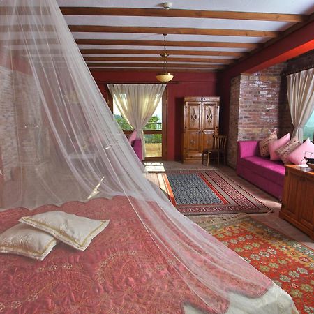 Efes Butik Otel Kirazli (Aegean) Exteriör bild