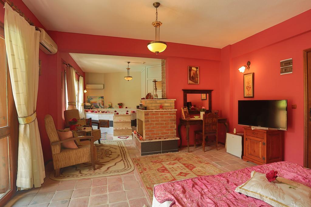 Efes Butik Otel Kirazli (Aegean) Exteriör bild