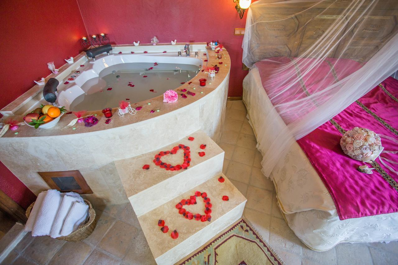 Efes Butik Otel Kirazli (Aegean) Exteriör bild