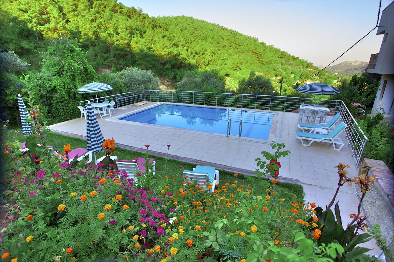 Efes Butik Otel Kirazli (Aegean) Exteriör bild
